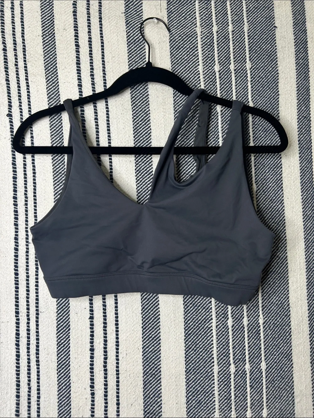 ALO Yoga Peak Asymmetrical Cutout Sports Bra